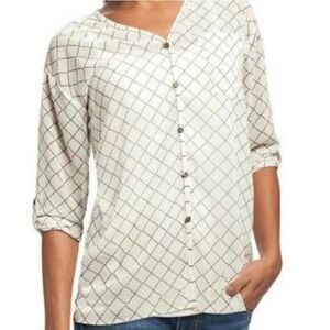 Cabi Blouse Small Button Down V-Neck Roll-tab Long Sleeve Chessboard Print White